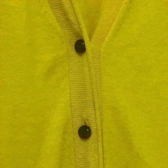 J. Crew Women’s V-Neck Cardigan - Picture 5 of 8